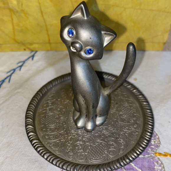 Vintage blue gemmed EP zinc Aloy silver cat ring holder - Picture 5 of 8